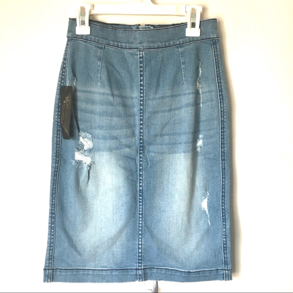 NEW Bebe Distressed Denim Skirt Size 0